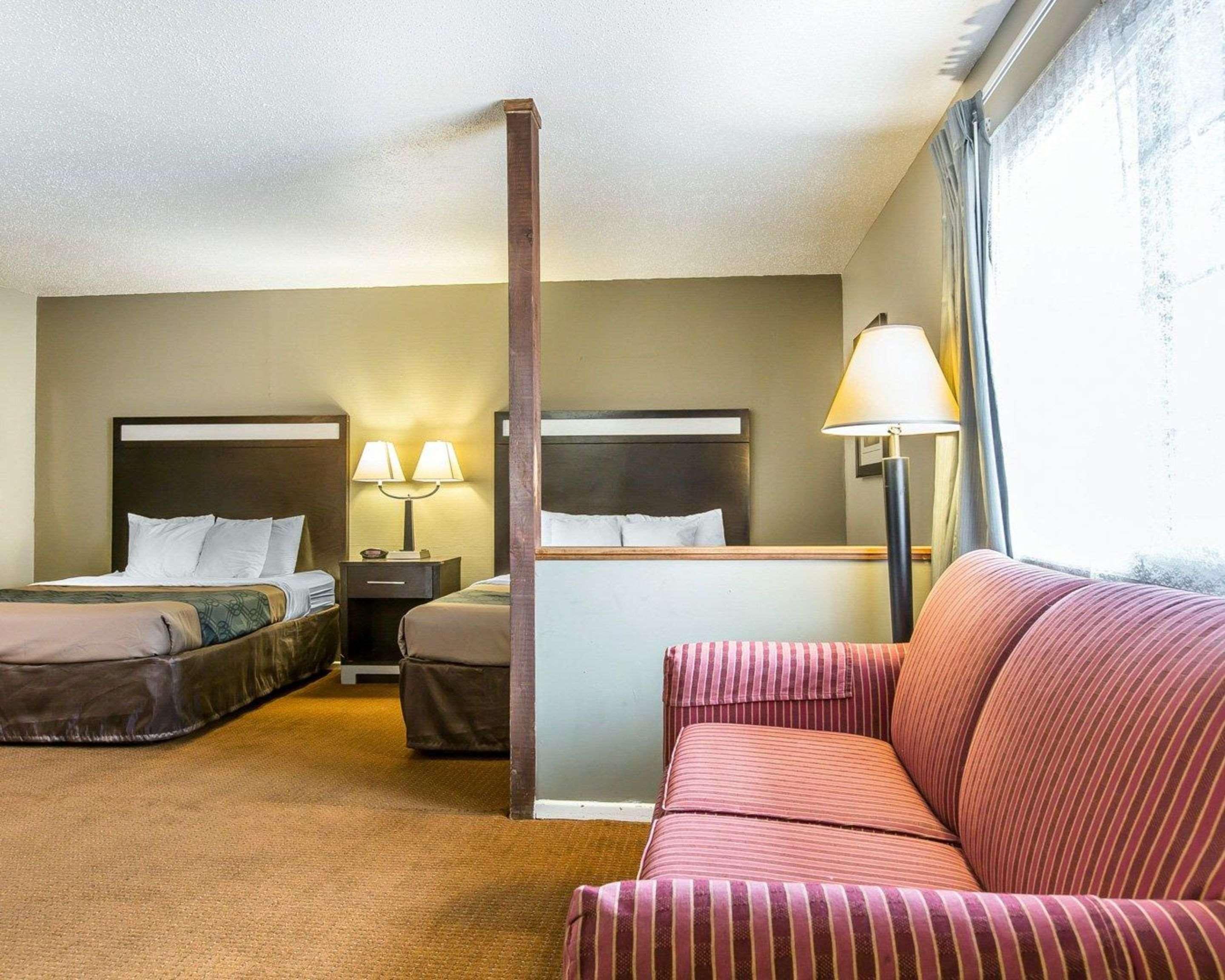 Econo Lodge Inn & Suites Yreka Zewnętrze zdjęcie
