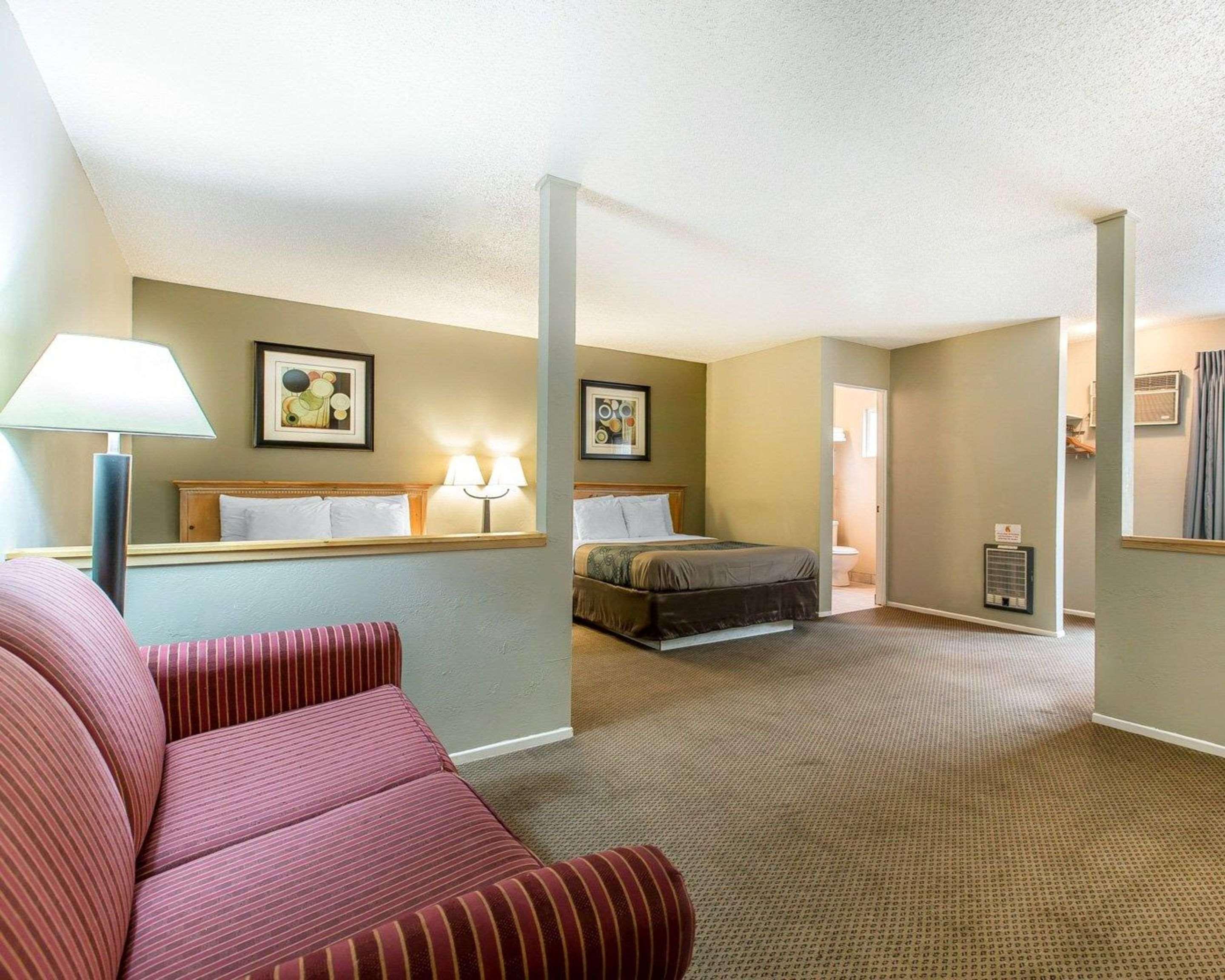 Econo Lodge Inn & Suites Yreka Zewnętrze zdjęcie