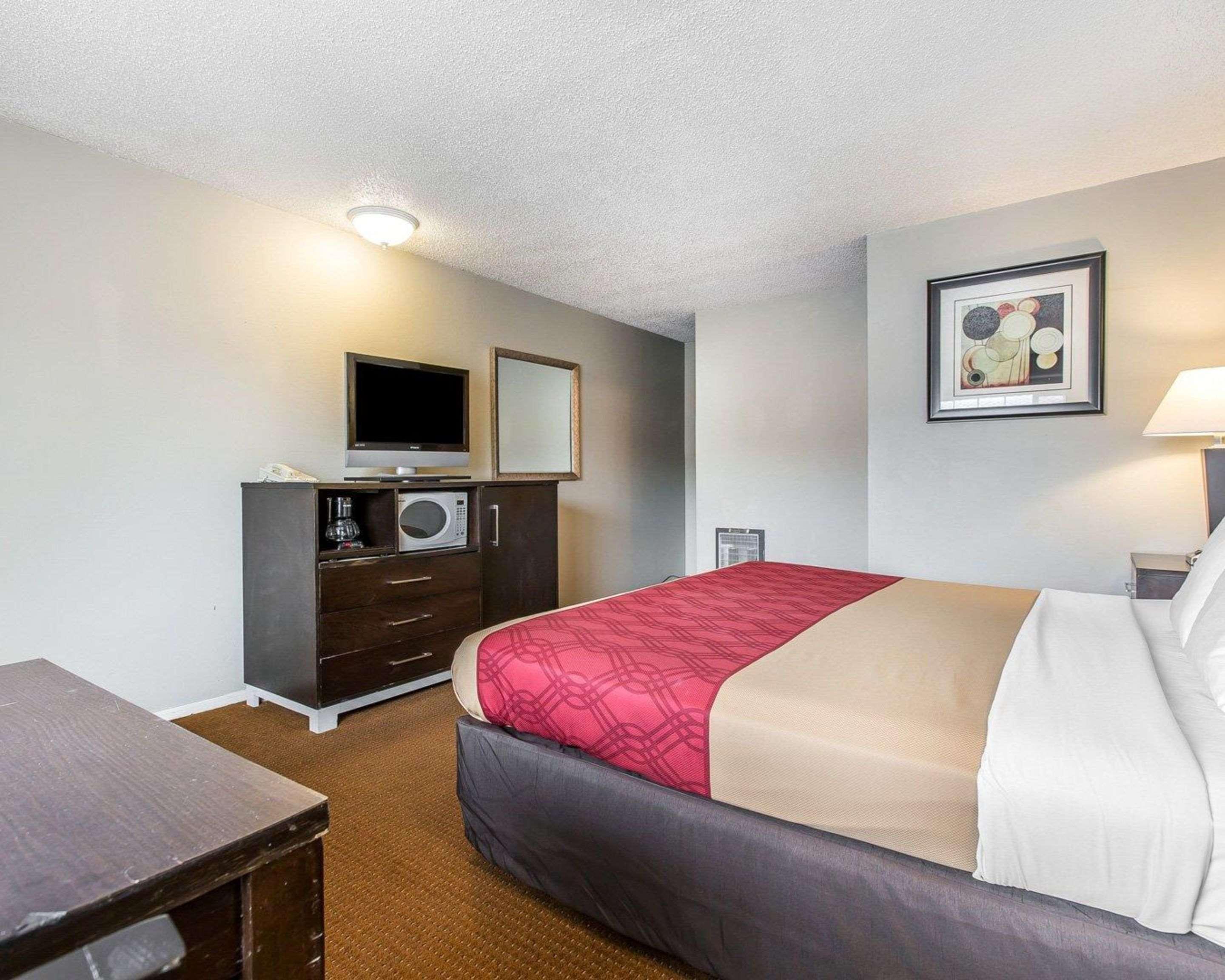 Econo Lodge Inn & Suites Yreka Zewnętrze zdjęcie