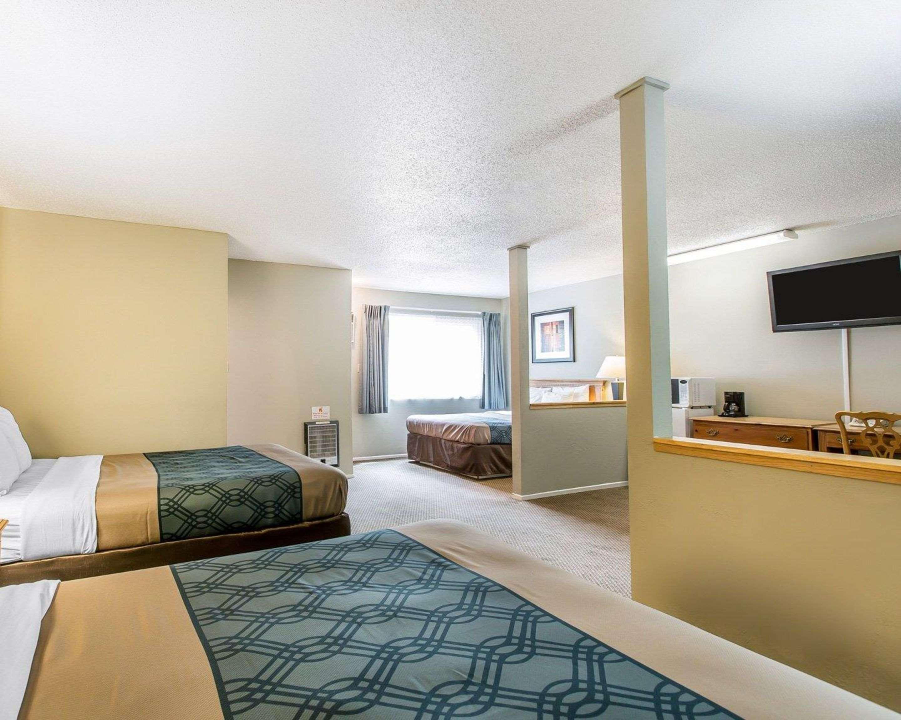 Econo Lodge Inn & Suites Yreka Zewnętrze zdjęcie