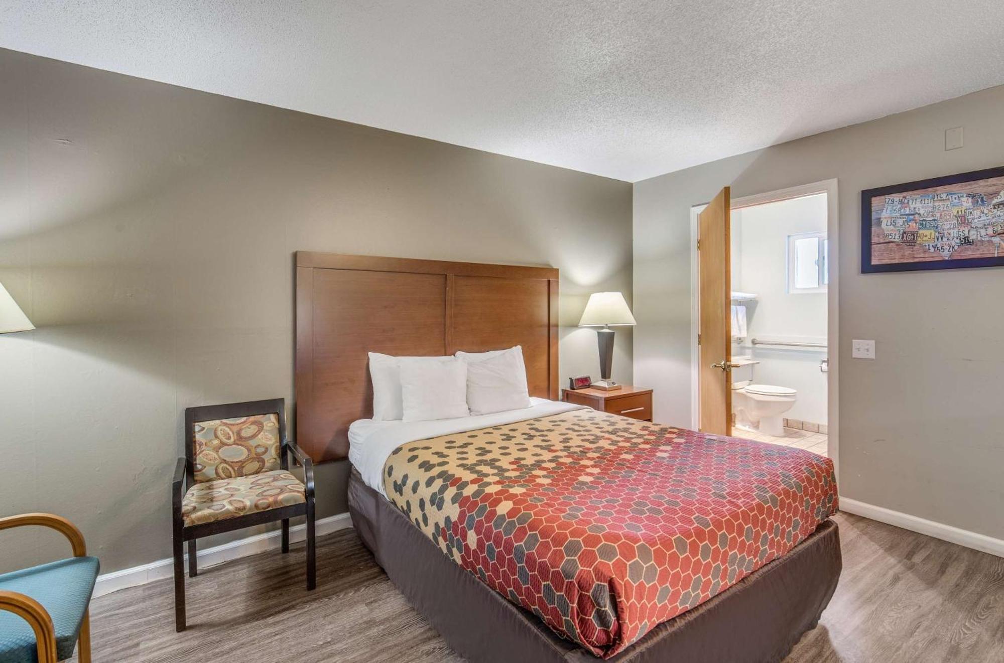 Econo Lodge Inn & Suites Yreka Zewnętrze zdjęcie