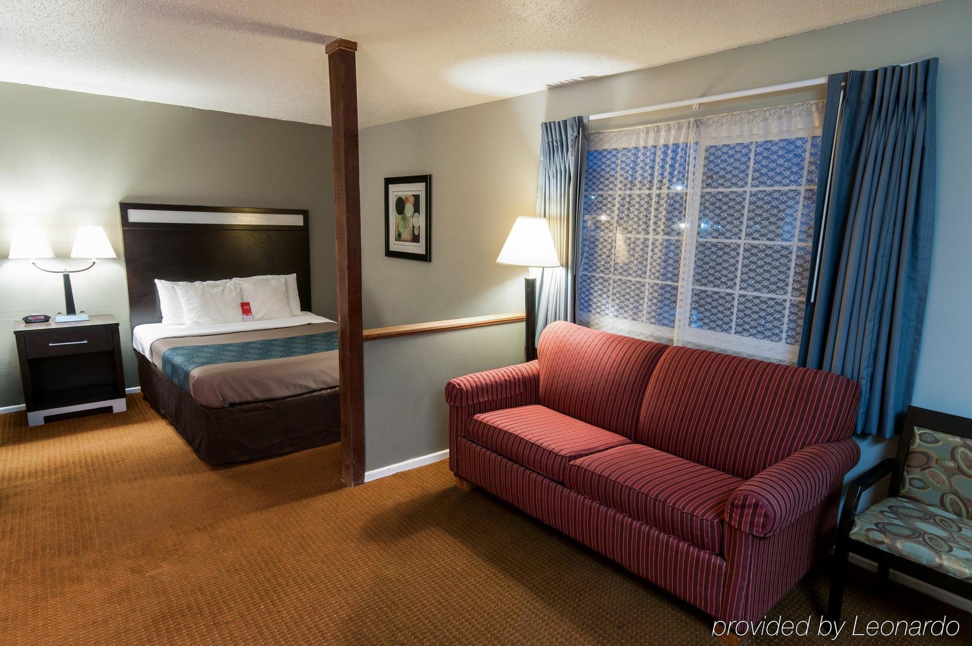 Econo Lodge Inn & Suites Yreka Zewnętrze zdjęcie