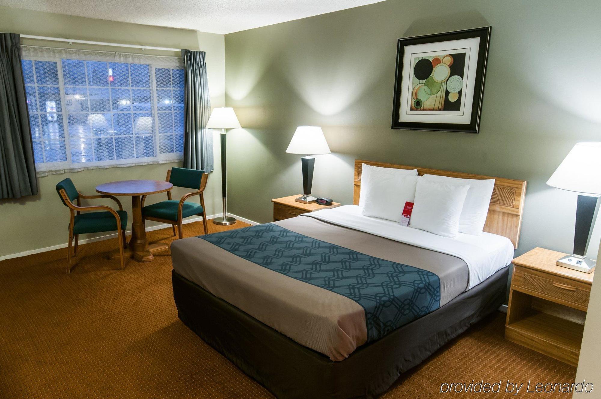 Econo Lodge Inn & Suites Yreka Zewnętrze zdjęcie